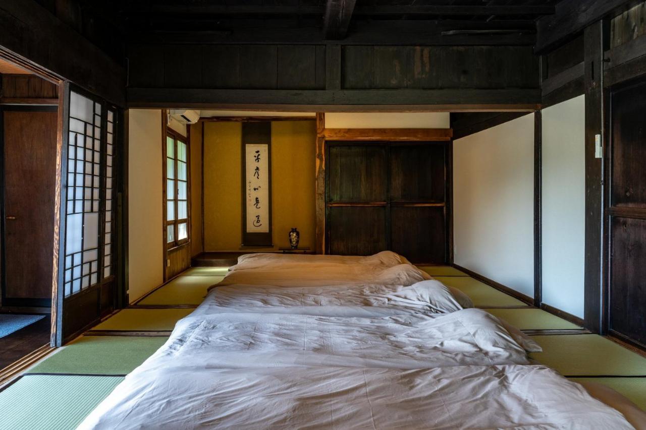 Livegrace House Lake Saiko 西湖古民家 ยามานาชิ ภายนอก รูปภาพ