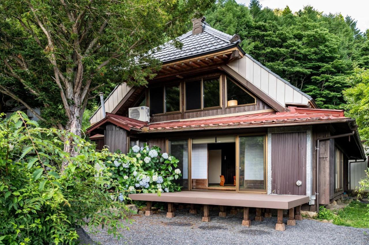Livegrace House Lake Saiko 西湖古民家 ยามานาชิ ภายนอก รูปภาพ